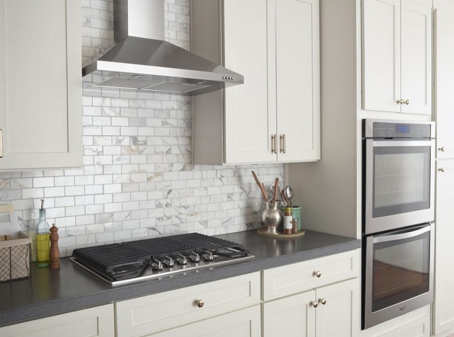https://universalappliancerepair.com/wp-content/uploads/2022/09/Things-to-Check-Before-a-Range-Hood-Installation.jpeg